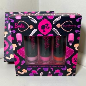 Barbie x Forever 21 lipstick set